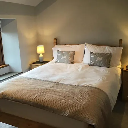 Renovated 2 Bed In Ulverston, Garden With Views Ferienhaus Ulverston