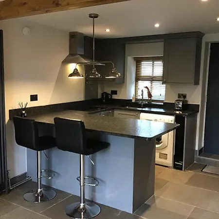 Ferienhaus Renovated 2 Bed In Ulverston, Garden With Views Ulverston