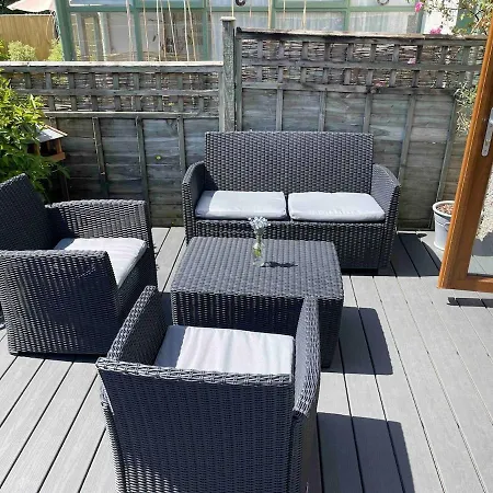 Renovated 2 Bed In Ulverston, Garden With Views بيت للعطل