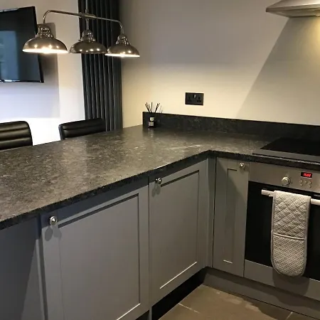 Renovated 2 Bed In Ulverston, Garden With Views Holiday home