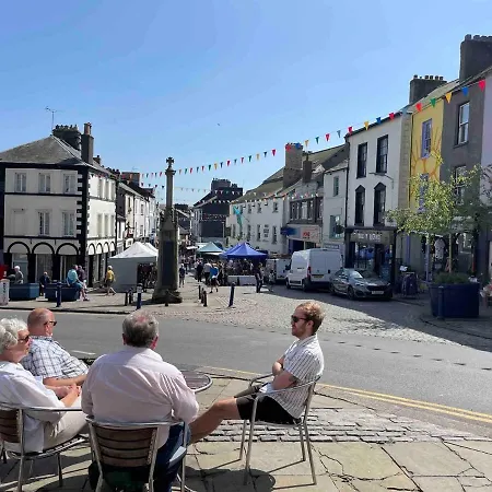 Renovated 2 Bed In Ulverston, Garden With Views Σπίτι διακοπών Ulverston